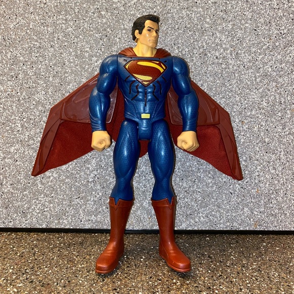 DC Comics Heat Vision Superman Action Figure - Picture 5 of 11